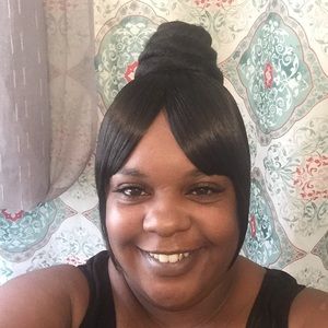 Meet your Posher, Candi